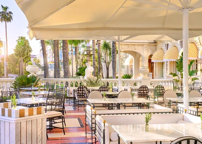 Hotell Carlton Cannes, A Regent 5*