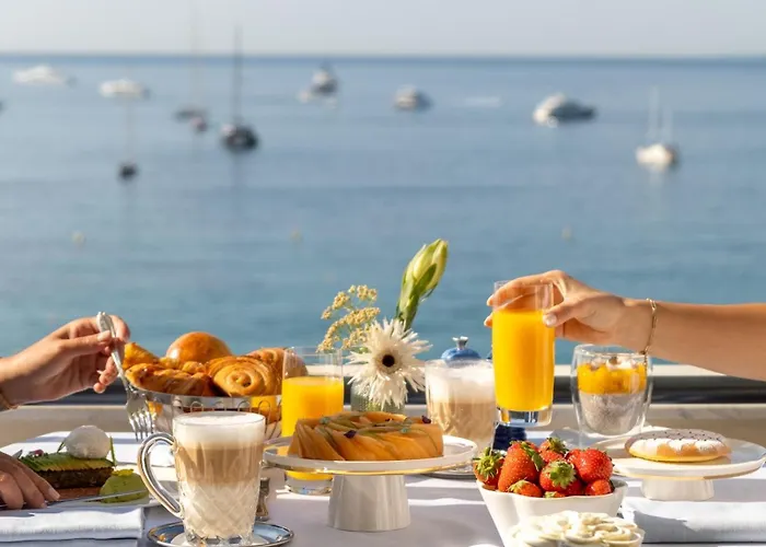 Carlton Cannes, A Regent Hotell Cannes