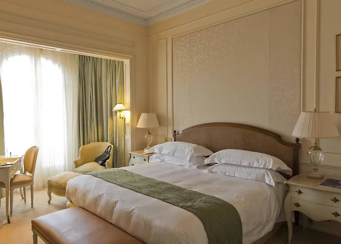 Carlton Cannes, A Regent Hotell 5*