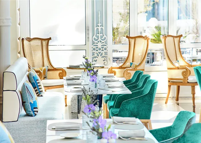 Carlton Cannes, A Regent Hotell Cannes