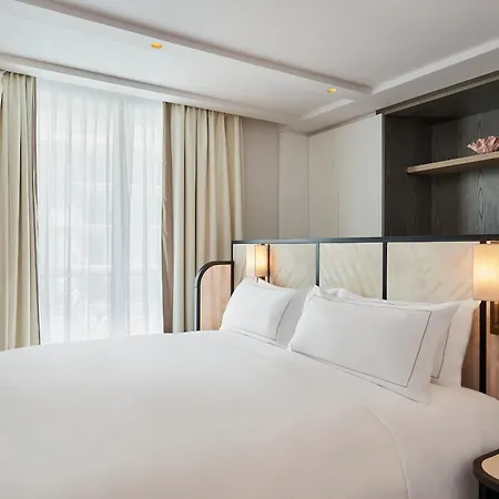 Carlton Cannes, A Regent Szálloda 5*
