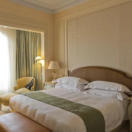 Carlton Cannes, A Regent Szálloda 5*