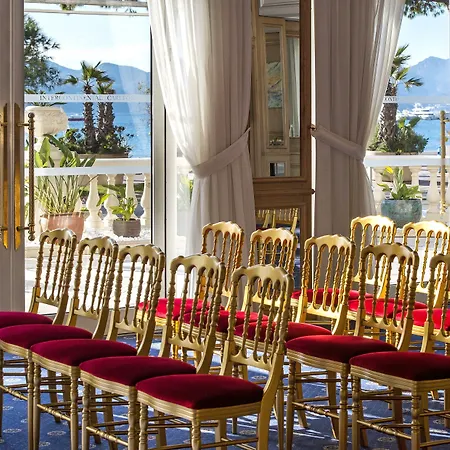 Szálloda Carlton Cannes, A Regent 5*