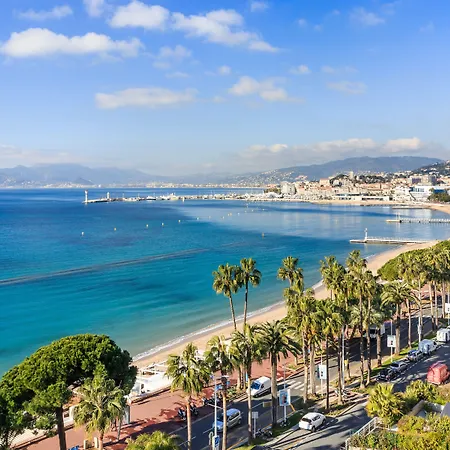 Szálloda Carlton Cannes, A Regent 5*