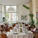 Carlton Cannes, A Regent