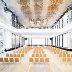 Carlton Cannes, A Regent Hotel