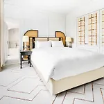 فندق Carlton Cannes, A Regent