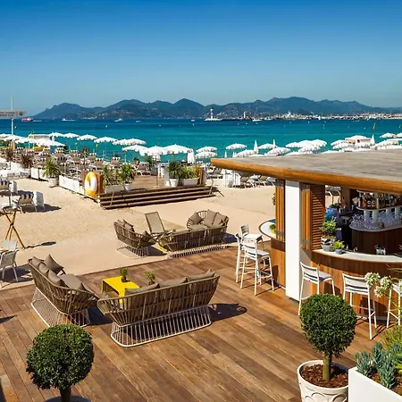 Carlton Cannes, A Regent 5*