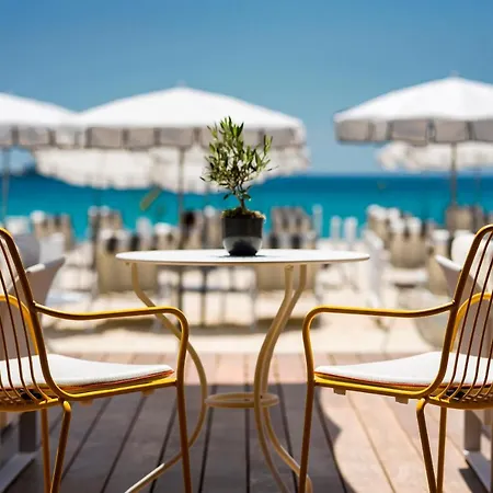 Carlton Cannes, A Regent
