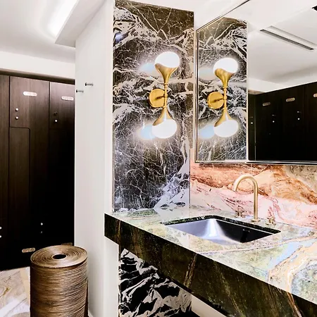 Carlton Cannes, A Regent 5* Cannes