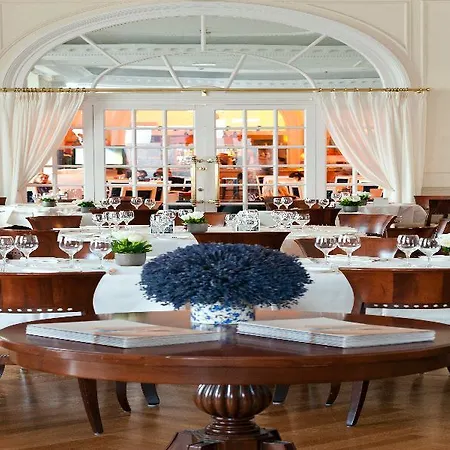 Carlton Cannes, A Regent Hotel