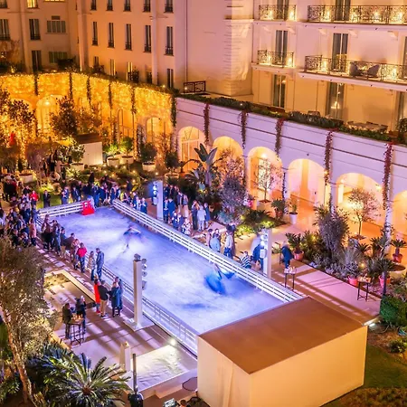 Carlton Cannes, A Regent 5*