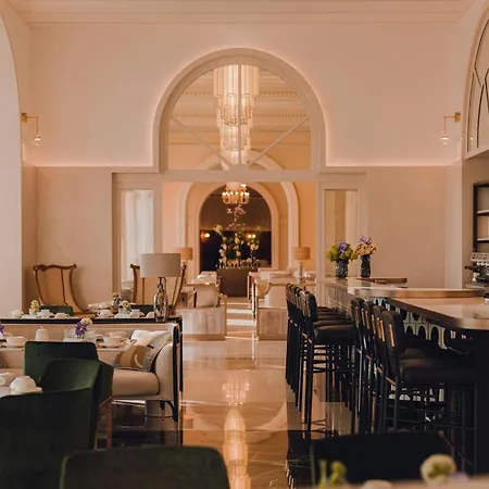 Carlton Cannes, A Regent