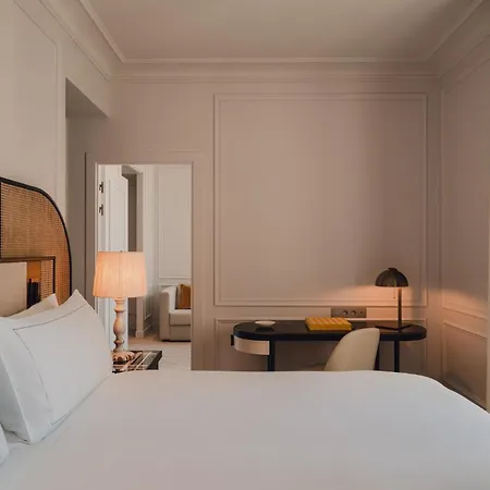Carlton Cannes, A Regent