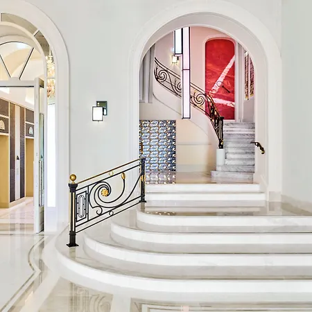 Carlton Cannes, A Regent Cannes