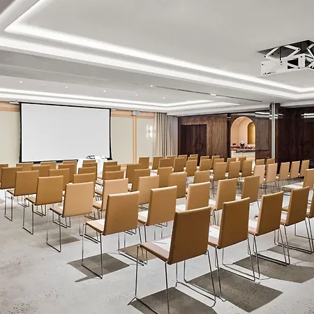 Carlton Cannes, A Regent Hotel 5*