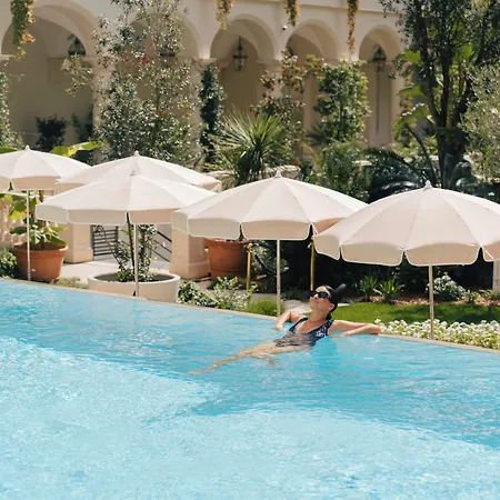 Hotel Carlton Cannes, A Regent