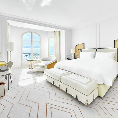 Carlton Cannes, A Regent 5*