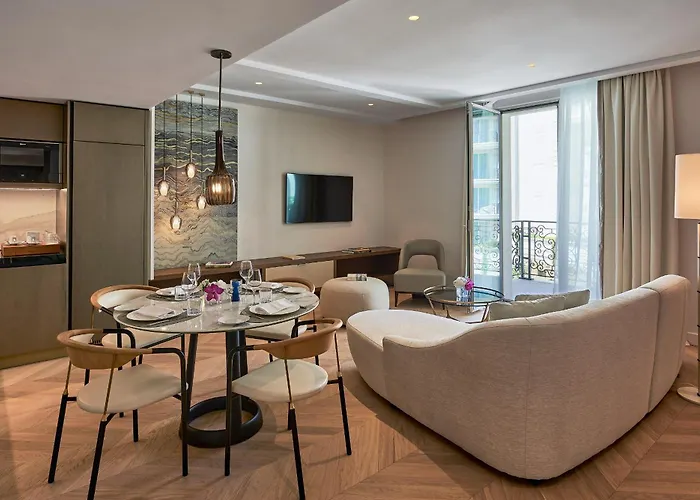 Carlton Cannes, A Regent Hotel