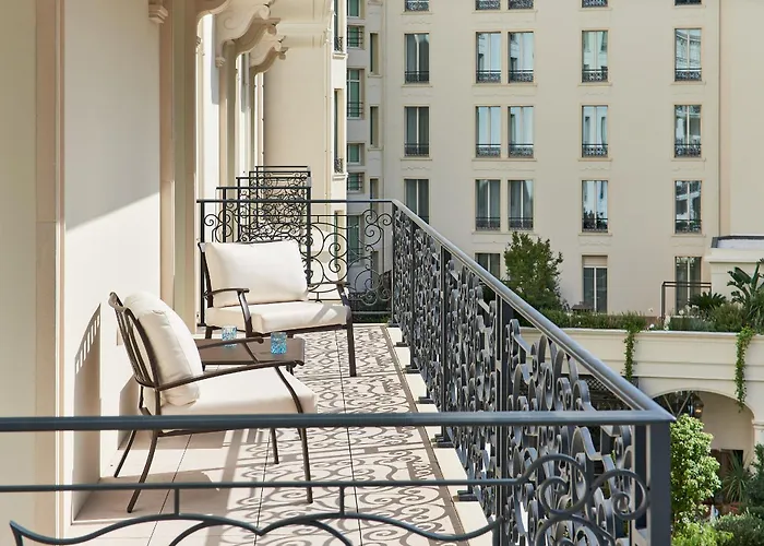 Carlton Cannes, A Regent Hotel