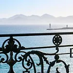Carlton Cannes, A Regent 5*