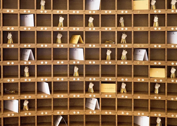 Hotel Carlton Cannes, A Regent