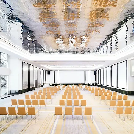 Carlton Cannes, A Regent Otel