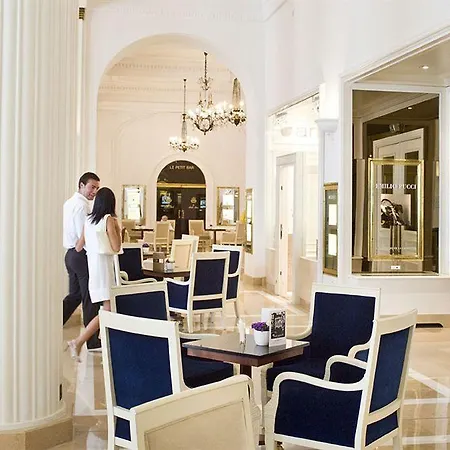 Hotel Intercontinental Carlton 5*